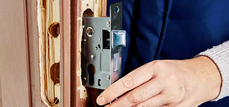 Garage Door Lock Replacement Lebanon